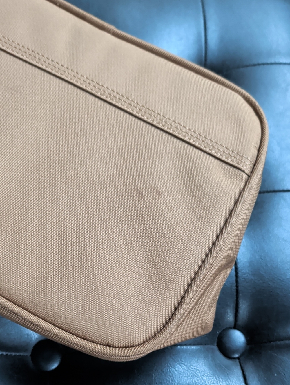 Carhartt Mustard Lunch Bag - Picture 10 of 10
